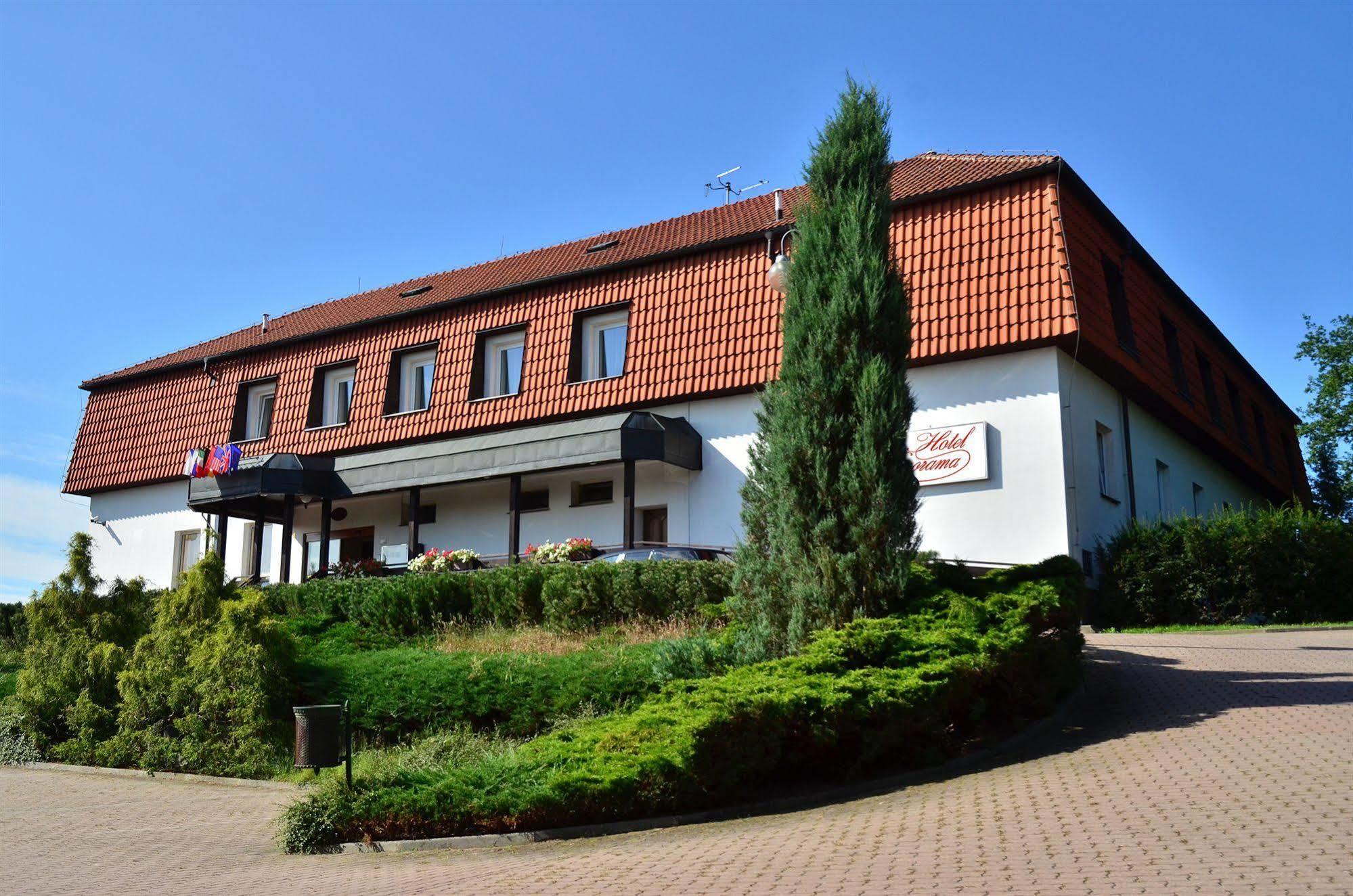 Hotel Panorama Plzeň Exterior foto